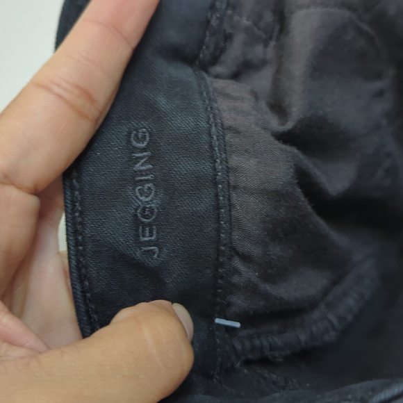 AMERICAN EAGLE OUTFITTERS black jegging stretch jeans - Picture 6 of 6